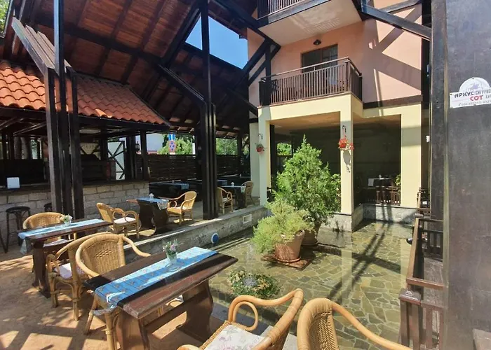 Ξενοδοχείο Bora